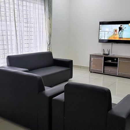 Sr Home-Stay @ Klia Kuala Lumpur Exteriör bild