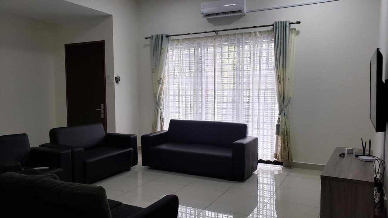 Sr Home-Stay @ Klia Kuala Lumpur Exteriör bild